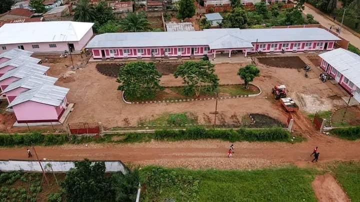 Centre professeur tshiamalenga ntumba 3