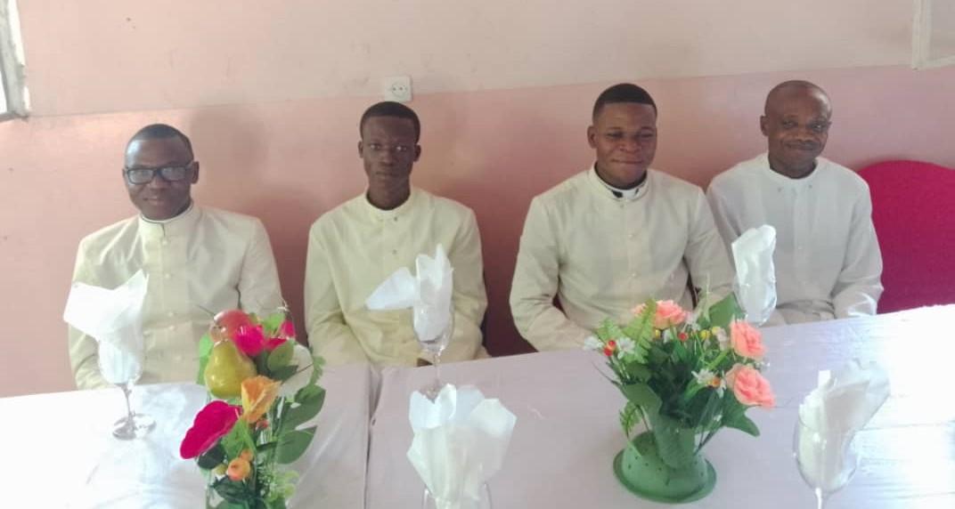 Nouveaux pretres de mbujimayi